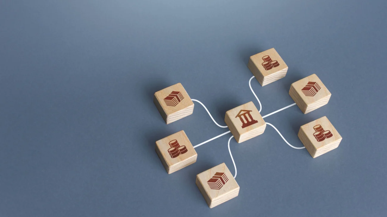 Bank blocks are linked to money by lines. Operation of money funds, transactions. Lending, deposits. Capital Markets. Investment. Borrowing. Capitalization and liquidity of financial banking system.