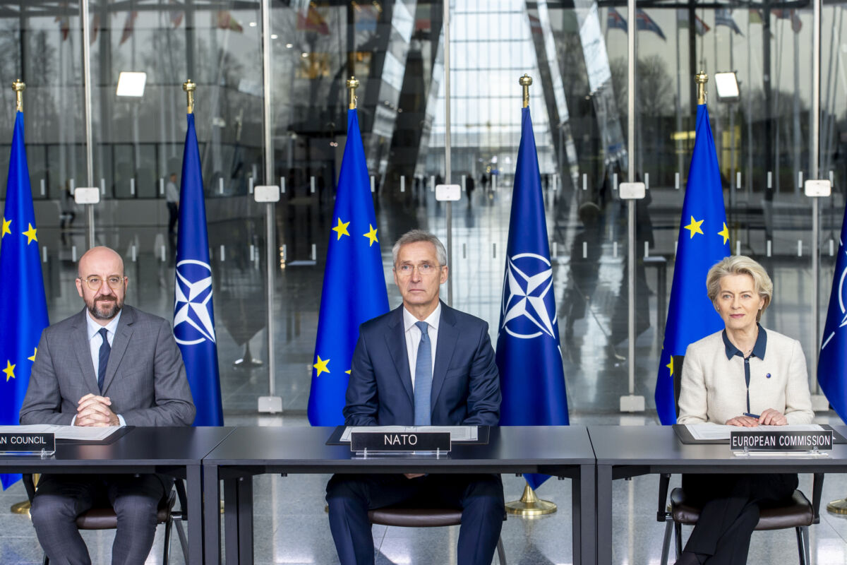 EU-NATO relations – somewhere between dancing with two left feet and seamless tango