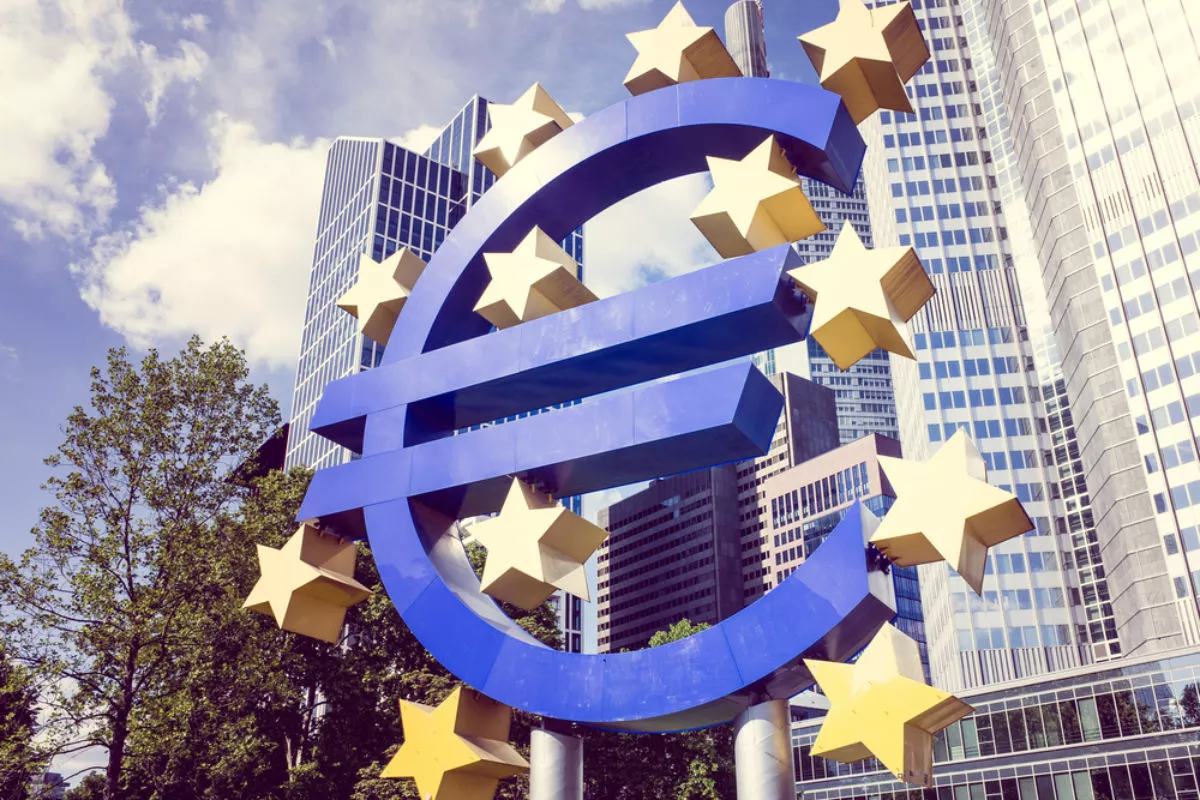 The Mirage of a Global Euro